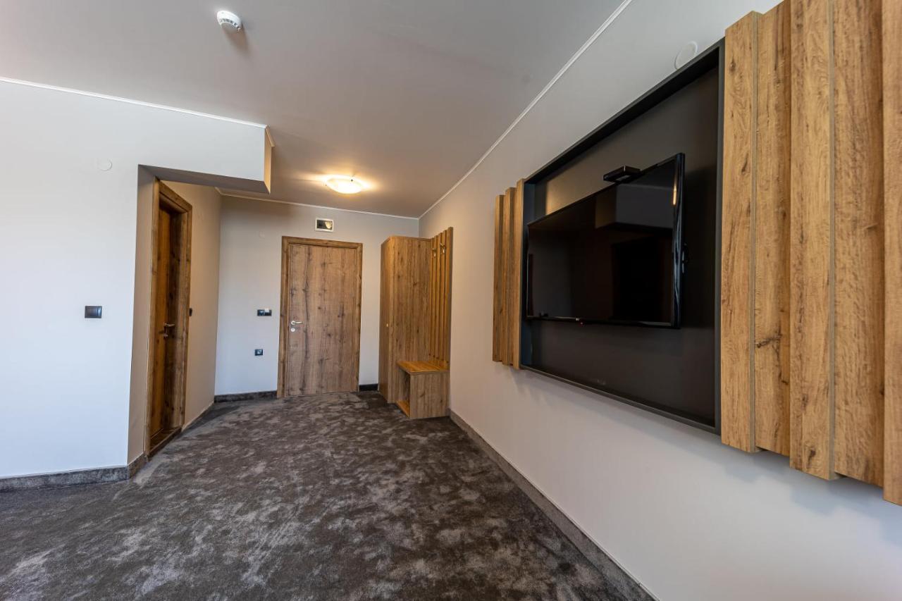 Hotel Caesar 2 Kŭrdzhali Eksteriør bilde